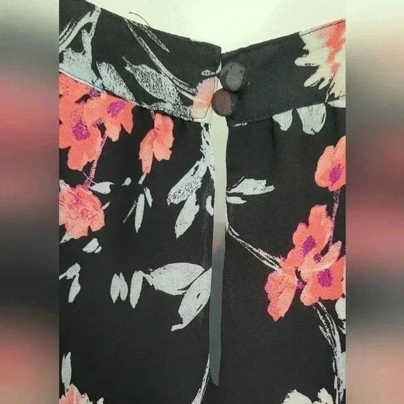 Elle | Floral Chiffon High-Low Maxi Dress in Black Floral Size Large - Picture 5 of 10